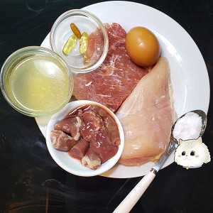 豬肉雞肉  寵物伯伯 寵物食品 猫猫菜單 - 靚美健